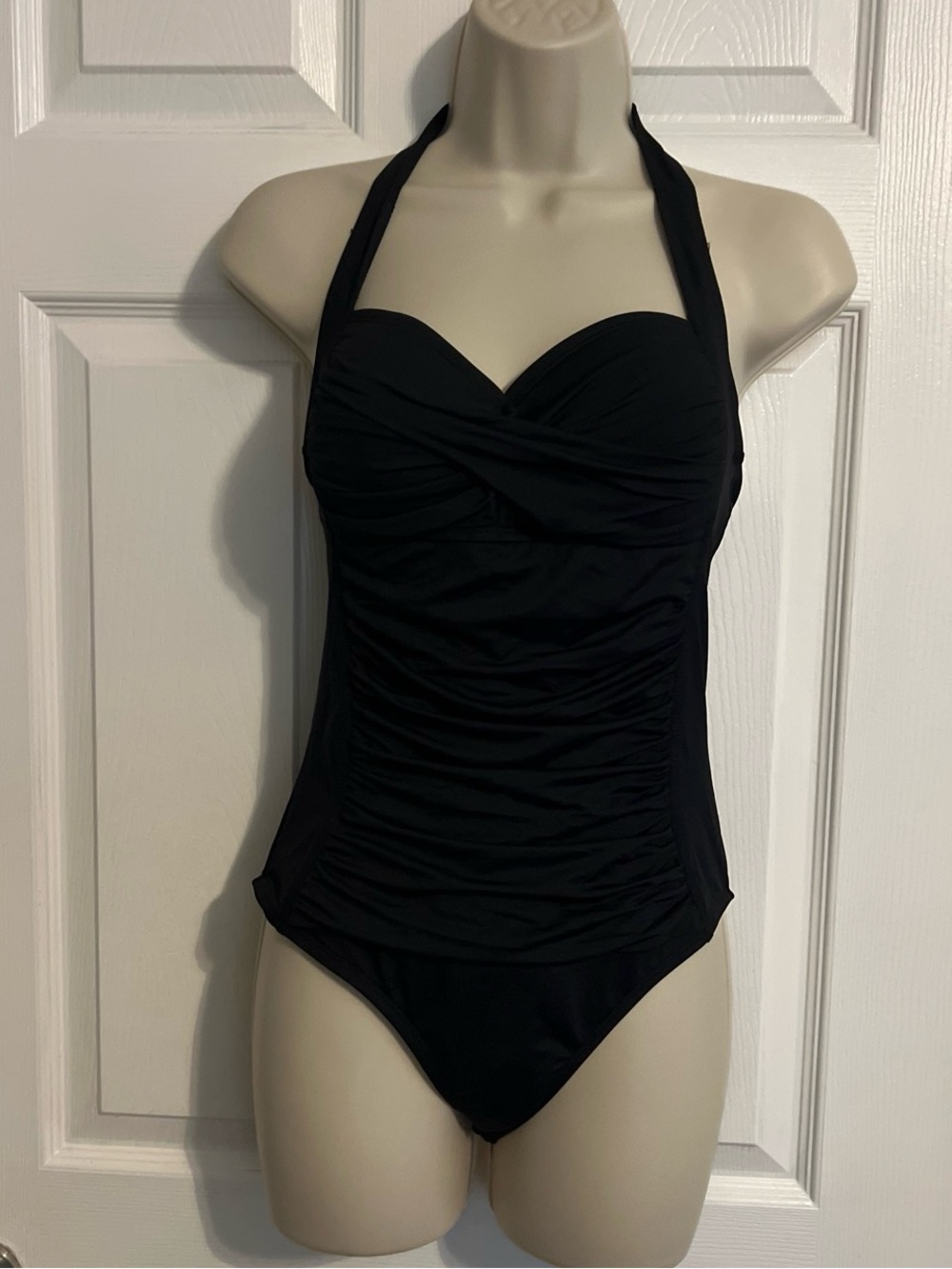 Liz Claiborne Black halter neck one piece swimsuit with ruched detailing size 6